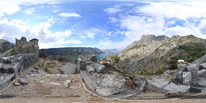 Черногория, Котор, Cтарая крепость, Cерпантин